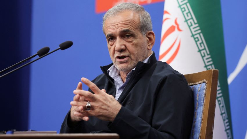 ট্রাম্পের বোমা ফেলার হুমকির কড়া উত্তর দিল ইরান